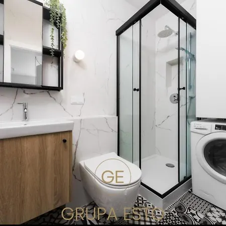 Apartment Krolewskie Mieszkanie *